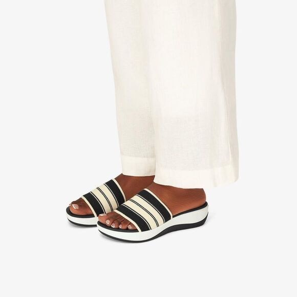 Clarks cloudsteppers comfort slip on sandals slides Arla Hollis Black stretchy 9 - Picture 2 of 11